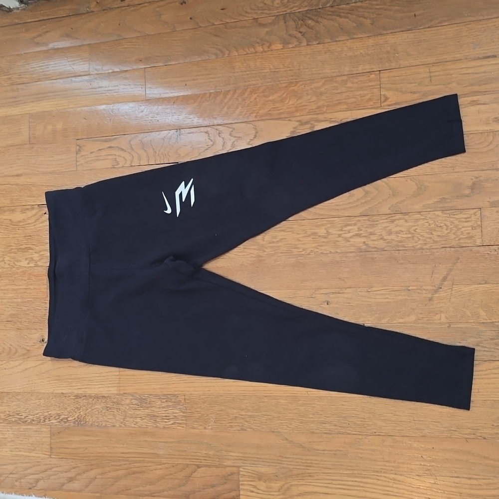 NIKE BRAND GIRLS BLACK SIGNATURE LEGGINGS SIZE GIRLS LARGE